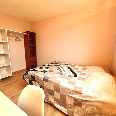 Appartement Proche Gare, 6 Voyageurs Et Stationnement Gratuit Reims Exterior photo